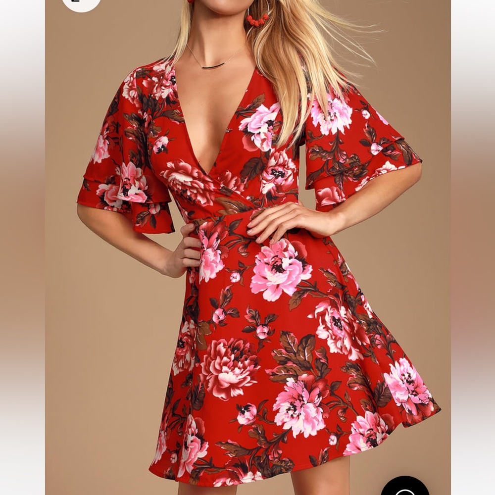 Red Lulu’s Floral Dress Size Medium